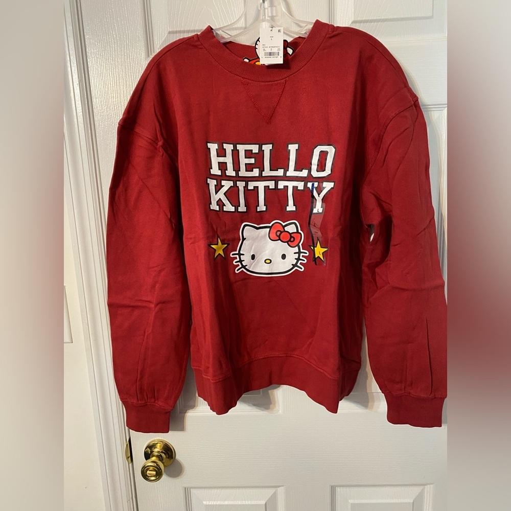 Red Hello Kitty Women’s Large Oversized Sweatshirt New Christmas